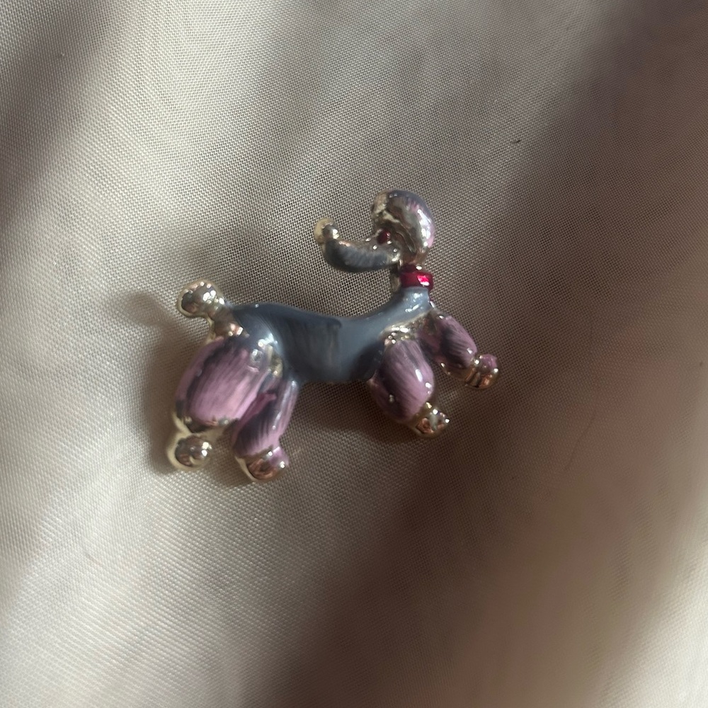 Vintage 1940’s Poodle Brooch/pin